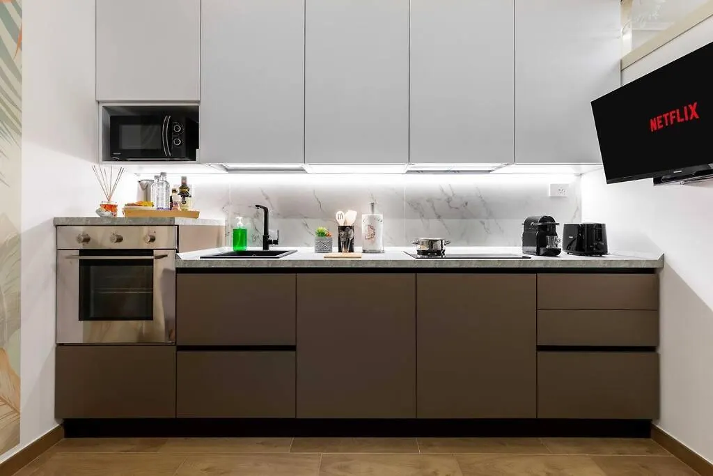 Exotic House In Central Of Milan Apartment